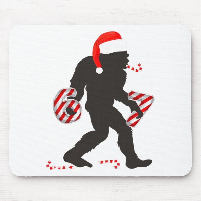 Rolig 67 Meme med Bigfoot och sockerrör jul Musmatta (Framsidan)