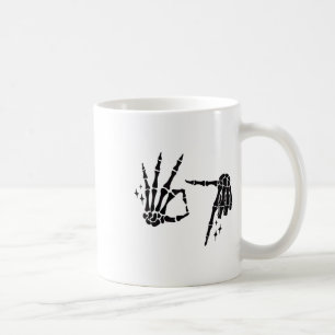 Rolig 67 Meme Skelett Hand 6 7 Halloween Sex Sju Kaffemugg