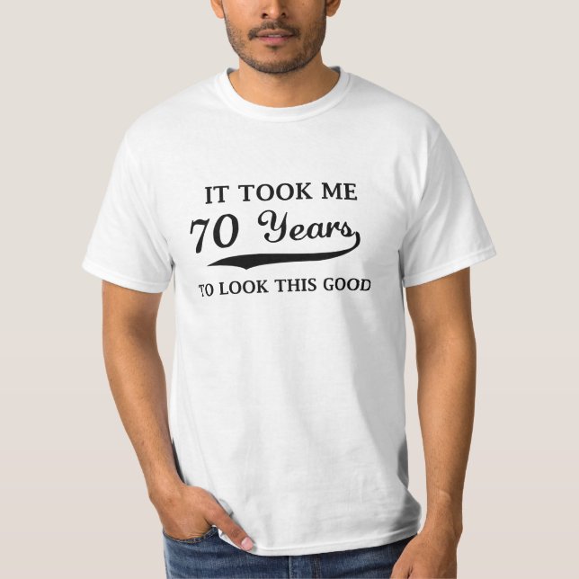 Rolig 70th födelsedagT-tröja Tee Shirt (Framsida)