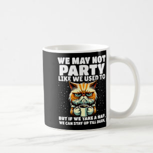 Rolig åldrande humor Vi kanske inte umgås som vi b Kaffemugg
