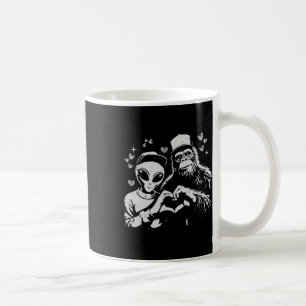 Rolig Alien Och Bigfoot Alla Hjärtans Dag Excentri Kaffemugg