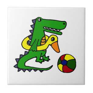 Rolig alligator på strandtecknaden kakelplatta