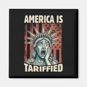 Rolig Amerika Är Så Tullbelagt Trump Tullar Meme 1 Magnet