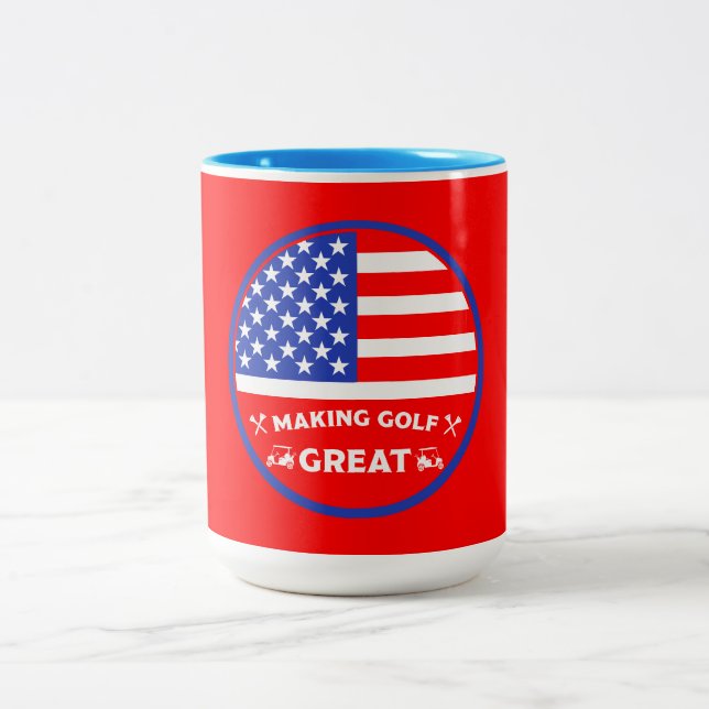 Rolig amerikansk golfspelare Två-Tonad mugg (Center)