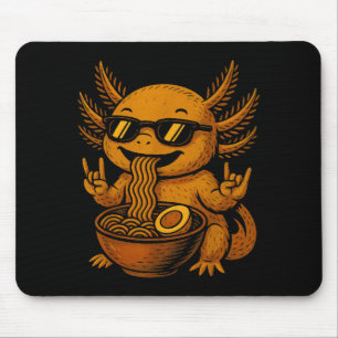 Rolig Anime Kawaii Axolotl som äter Ramen Grafisk Musmatta