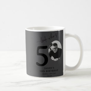 Rolig Åtblick Vem är 50 Stilig 50-årsdag Kaffemugg
