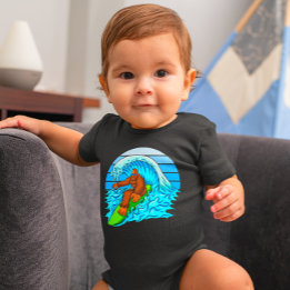 Rolig Baby Pojke Bigfoot Sasquatch Surfing Sport T Shirt