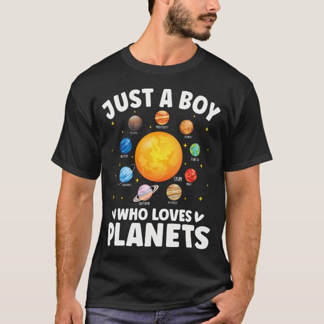 Rolig Bara En Pojke Som älskar Planeter Sol Stjärn T Shirt (Framsida)