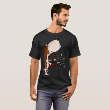 Rolig Bassethund som leker saxofonkonst