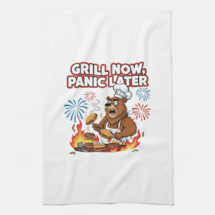 Rolig BBQ Björn Grill Nu Panik Senare Fyrverkerier Kökshandduk
