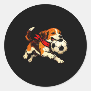 Rolig Beagle Hund Spelar Fotboll Spel Dag Runt Klistermärke