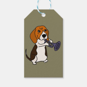 Rolig Beaglehund som leker trumpeten Presentetikett