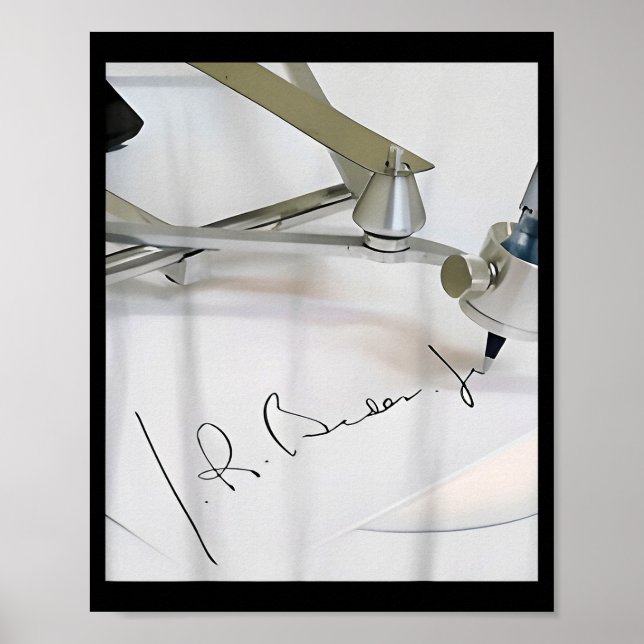 Rolig Biden Autopen-signatur  Poster (Framsidan)
