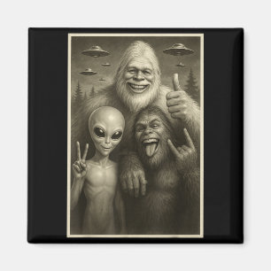Rolig Bigfoot, Alien, &amp; Yeti Sasquatch Rockar  Magnet
