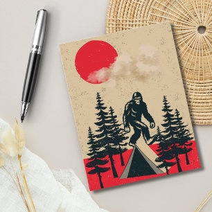 Rolig Bigfoot Födelsedag Vintage Camping Mån Skog Vykort