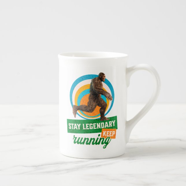 Rolig Bigfoot Löpande Motivation Benporslin Mugg (Höger)