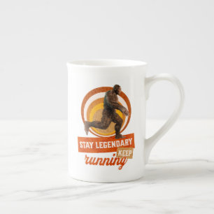 Rolig Bigfoot Löpande Motivation Benporslin Mugg