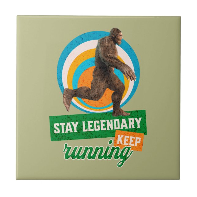 Rolig Bigfoot Löpande Motivation Kakelplatta (Framsidan)