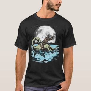 Rolig Bigfoot Ridning Nessie Loch Ness Monster Fu T Shirt