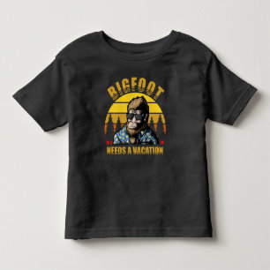 Rolig Bigfoot Sasquatch Yeti Semester Camping Pojk T Shirt