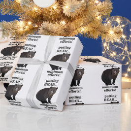 Rolig bild på grizzlybjörn som gör minimala ansträ presentpapper