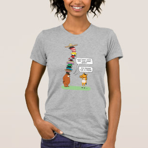 Rolig björn som ha på sig många hattar t shirt