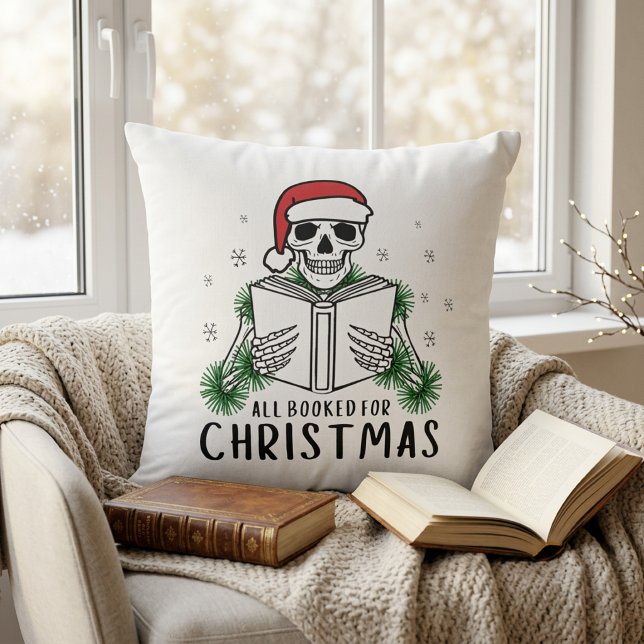 Rolig bokälskare jul läsande skelett kudde (Skapare uppladdad)