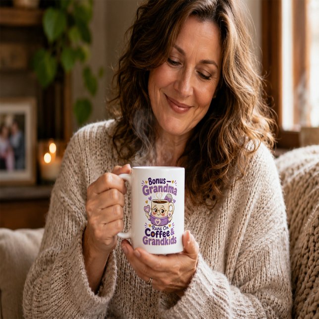 Rolig Bonusmormor Kör På Kaffe Och Barnbarn Kaffemugg (Sweet bonus grandma gift — for the grandma who loves coffee ☕)
