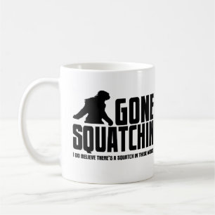 Rolig BORTA kaffemugg för SQUATCHIN Sasquatch