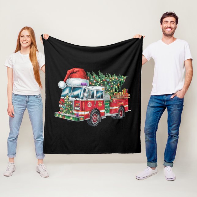 Rolig brandbil Santa hatt julgran lampor Fleecefilt (På plats)