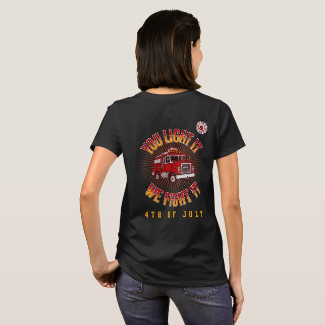 Rolig brandman 4:e juli t shirt (Skapare uppladdad)