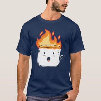 Rolig Brinnande Marshmallow Camping Campare Presen T Shirt