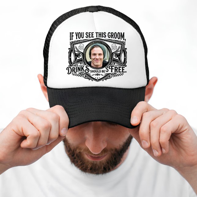 Rolig Bröllopsgäst Svärmansfest Foto Keps (Funny Groom Bachelor Party Photo Trucker Hat)