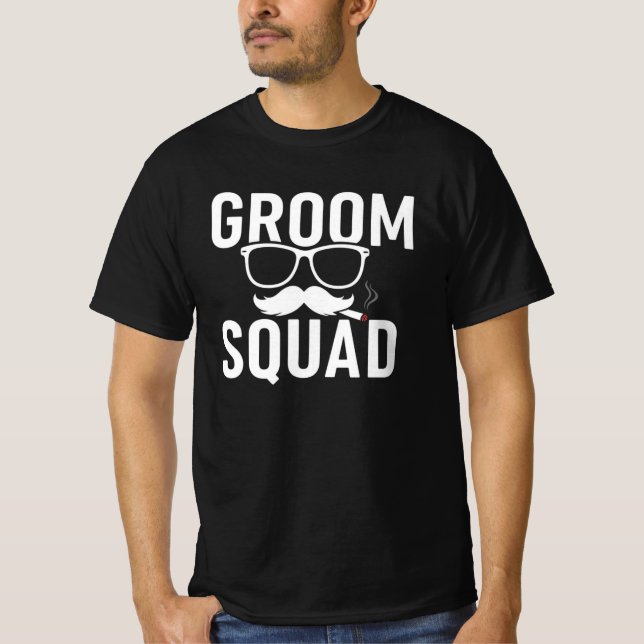 Rolig Brudgum Squad Bröllopsfest Design T Shirt (Framsida)