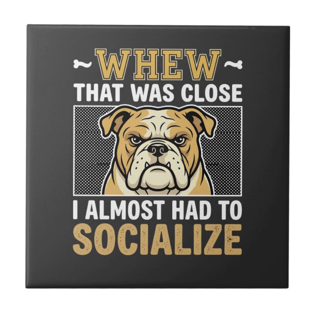 Rolig Bulldog Socialisera Hund Kakelplatta (Framsidan)