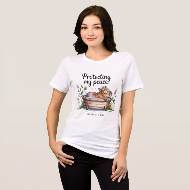 Rolig Capybara Självomsorgströja Skyddar Min Fred T Shirt (Framsida Full)