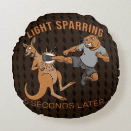 Rolig Capybara vs Kangaroo Lätt Sparring MMA Meme Rund Kudde