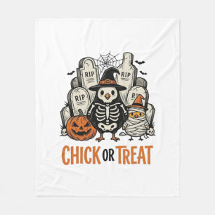 Rolig Chick eller Treat Halloween Kyckling Grafisk Fleecefilt