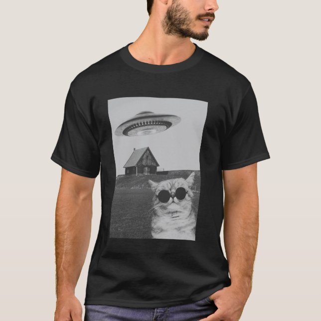 Rolig Cool Katt Med Rymdskepp T Shirt (Framsida)