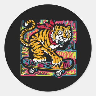Rolig Cool Tiger Med Ndana Skateboard Graffiti Runt Klistermärke