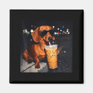 Rolig dachshund dricker iskaffe älskare humor magnet