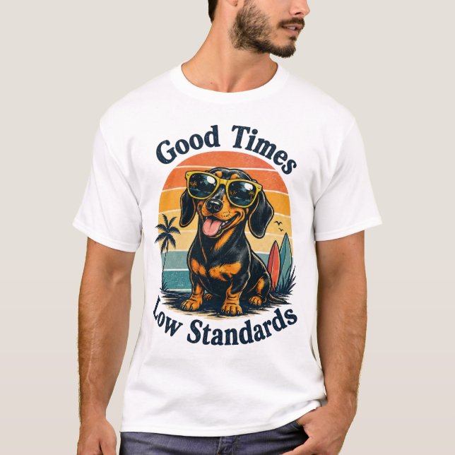 Rolig Dachshund Retro Strand T Shirt (Framsida)