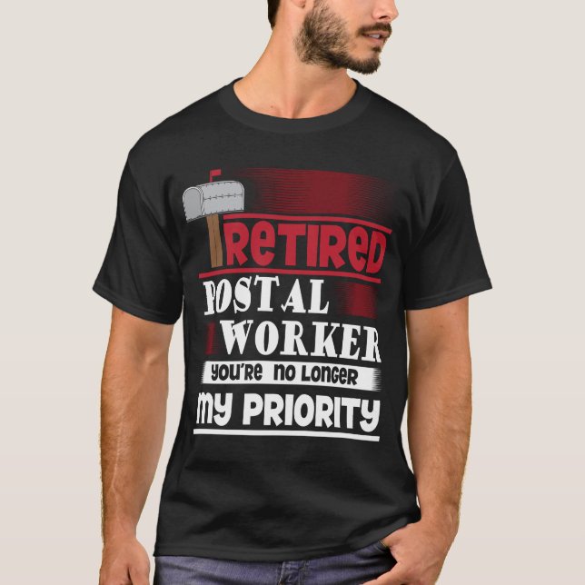 Rolig Delivererpension för pensionerad post- T Shirt (Framsida)