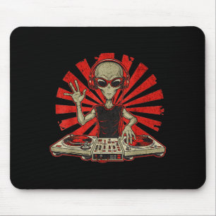 Rolig Dj-grafisk T-shirt Musikälskare Alien Dj Mus Musmatta
