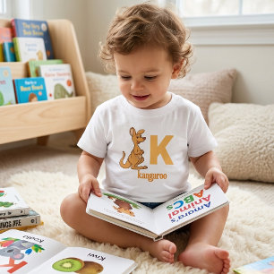 Rolig djur-ABC-lärande: Söt känguru alfabet K T Shirt