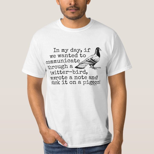 Rolig duva för gamlingTwitterfågel T Shirt (Framsida)