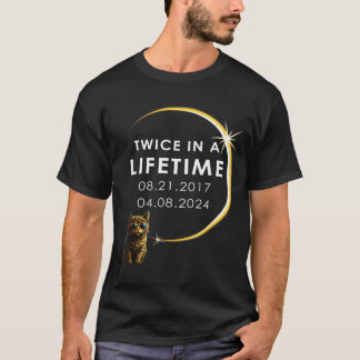 Rolig En Katt Total Solförmörkelse Två Gånger T Shirt