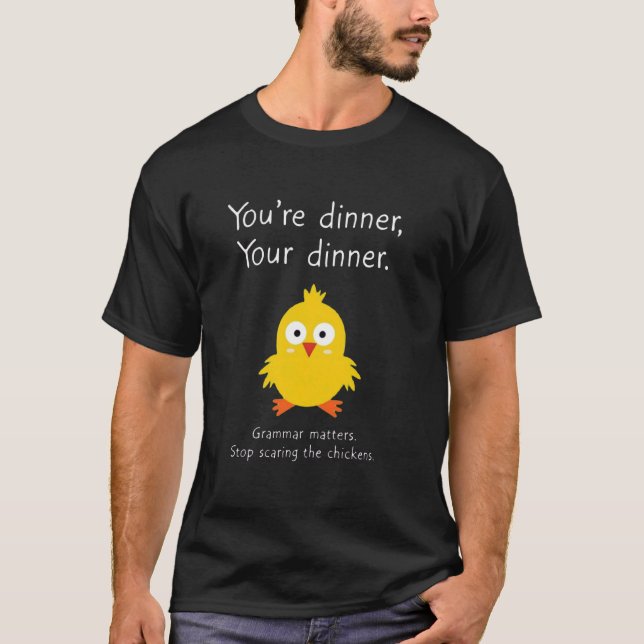 Rolig engelsk grammatik betyder kyckling interpunk t shirt (Framsida)