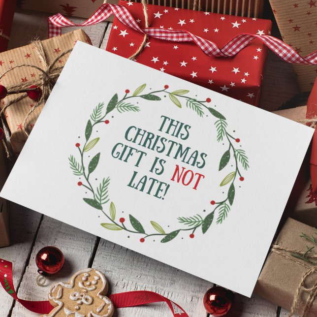 Rolig familjeutdröjning Försenad jul Helgkort (You are right to send Christmas cards late. Technically, Christmas doesn't begin until Dec. 25.)