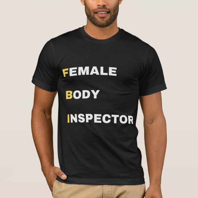 Rolig FBI Akronym Parodi Gul & Vit Fetstil T Shirt (Framsida)